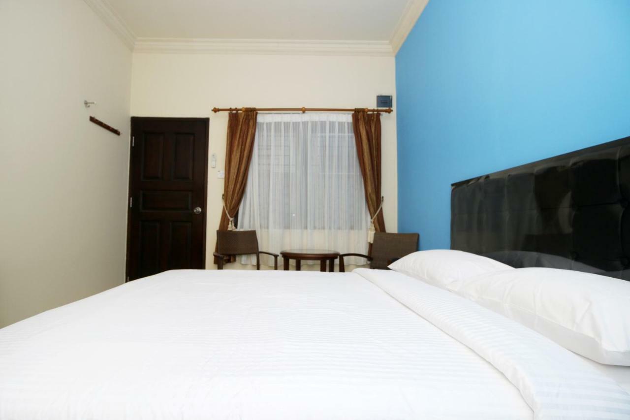 Safina Inn Syariah Sekupang Batam Kültér fotó