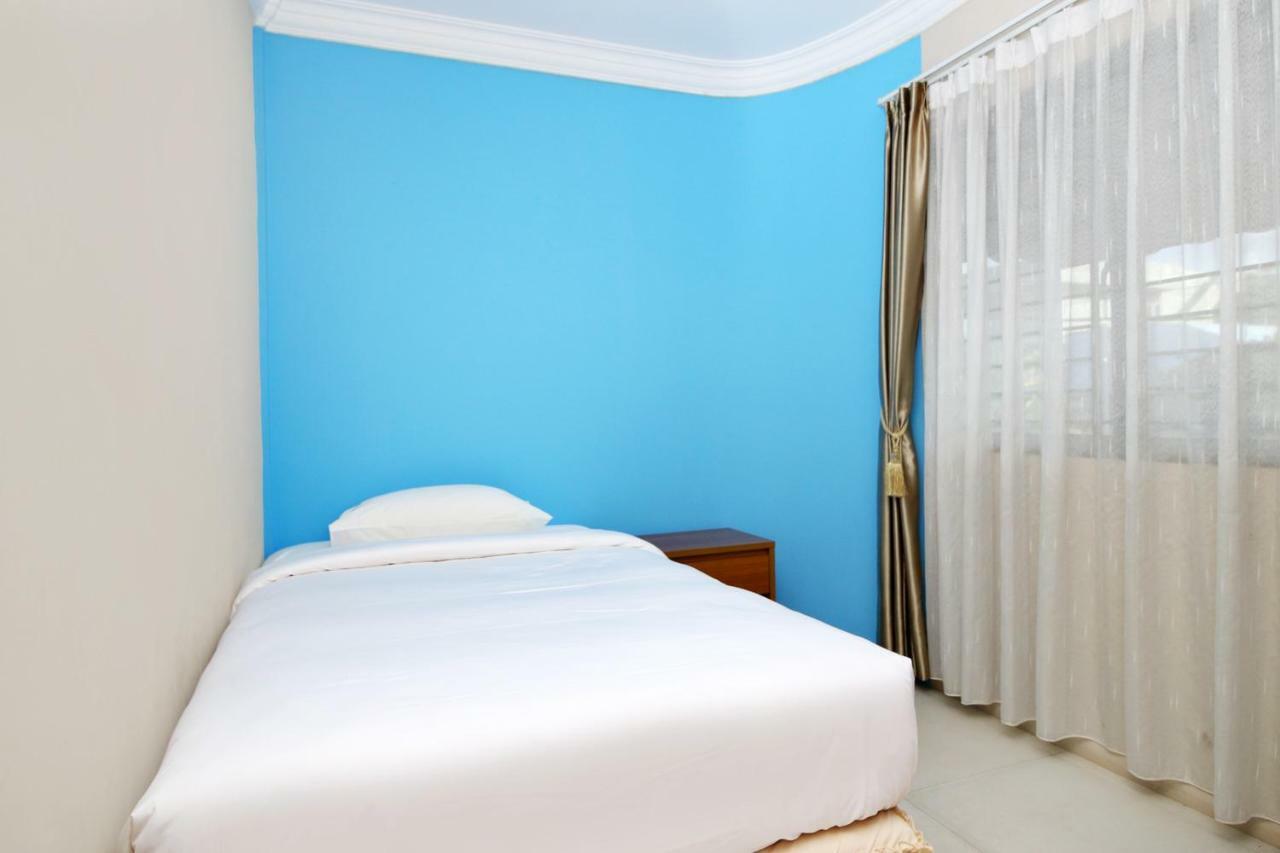 Safina Inn Syariah Sekupang Batam Kültér fotó